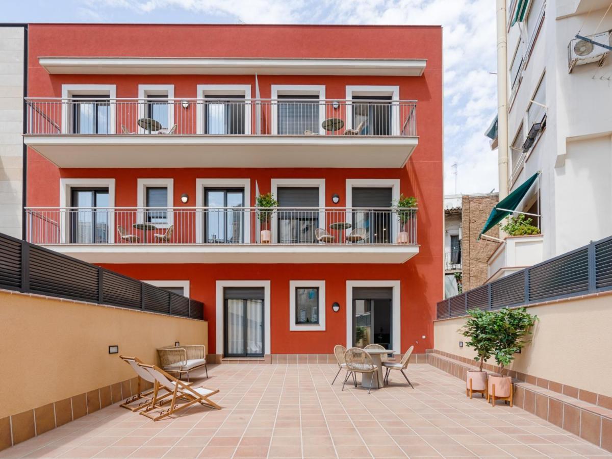 Limehome Barcelona Carrer De Besalu 90 - Estancia Temporal Eksteriør bilde