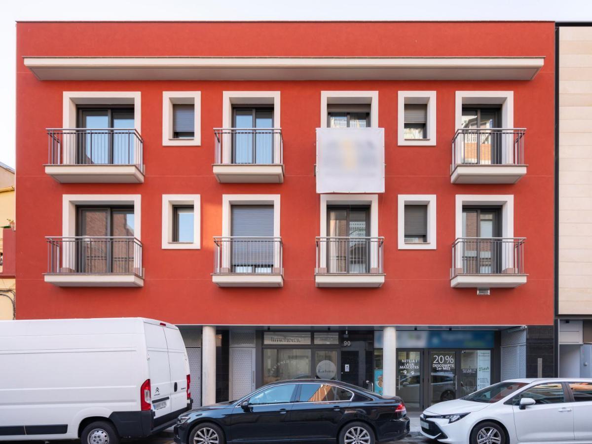 Limehome Barcelona Carrer De Besalu 90 - Estancia Temporal Eksteriør bilde